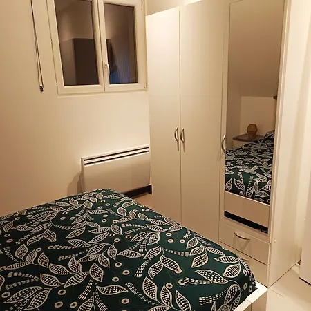 Dans Endroit Atypique Flamets-Fretils